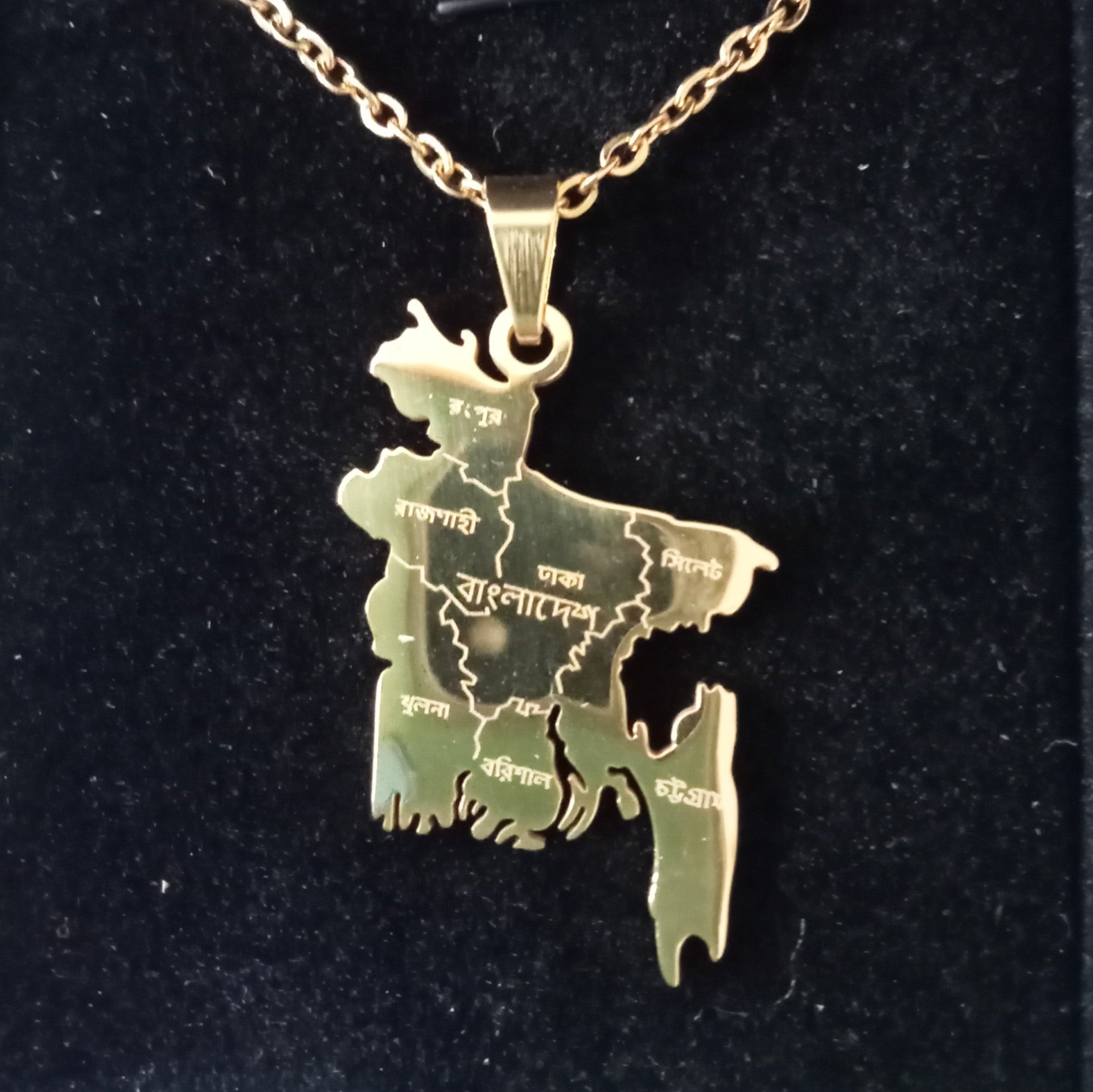 Gold Bangladesh Pendent Necklace